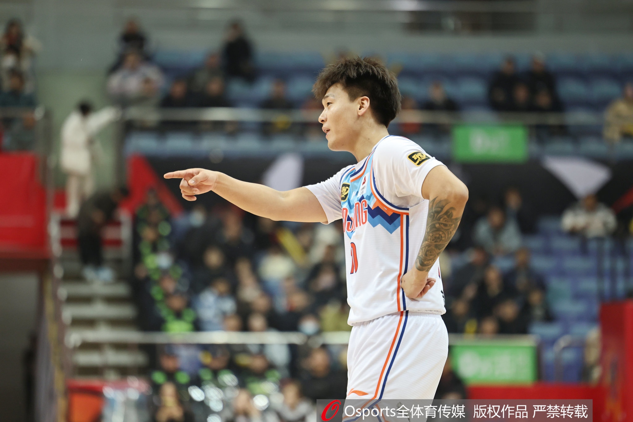 媒体人：多人不解 但新疆可能认为这是用赵睿换丰厚筹码的好机会